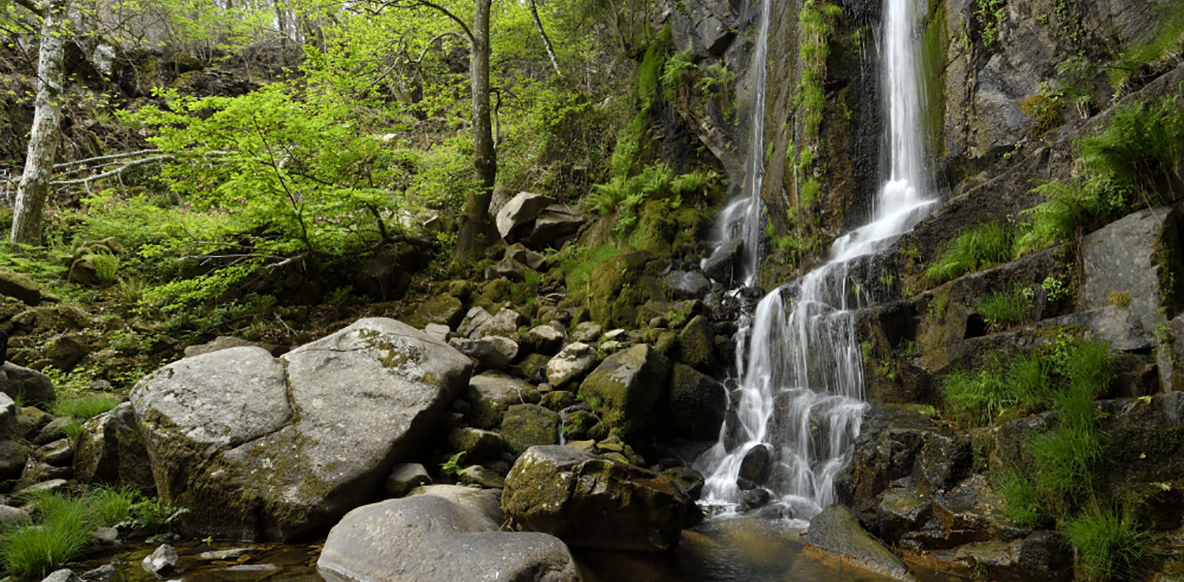 Nature experiences in Northern Portugal featuring mountains and rivers